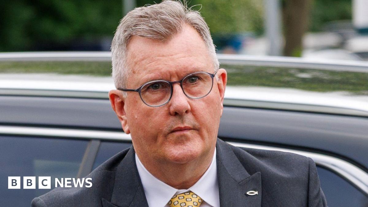 Sir Jeffrey Donaldson's letter to sex abuse accuser had 'nothing to do with allegations', court hears