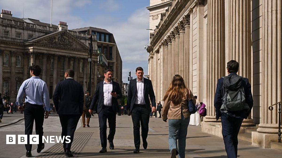 Bank of England cuts interest rates to 4.25%