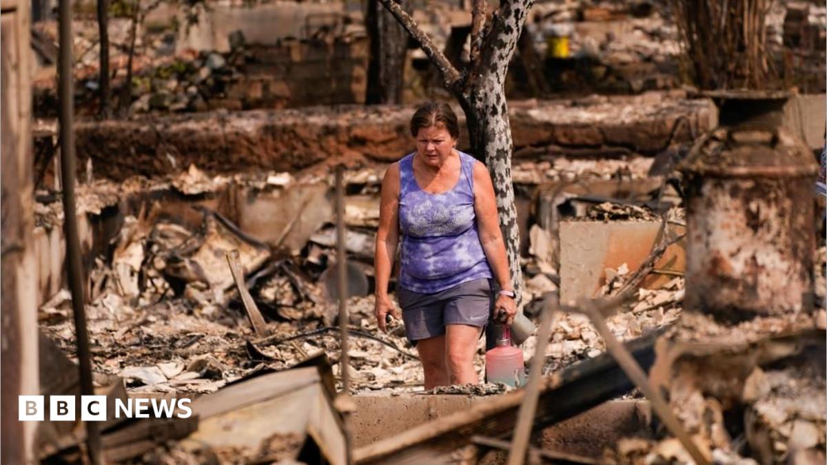 Scale of devastation shocks US city's fire-seasoned residents