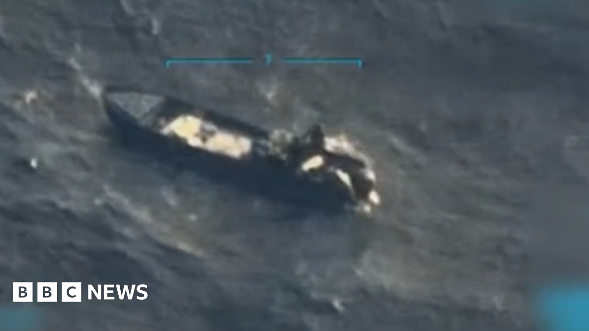 
                            US destroys alleged Venezuelan drug boat, killing three