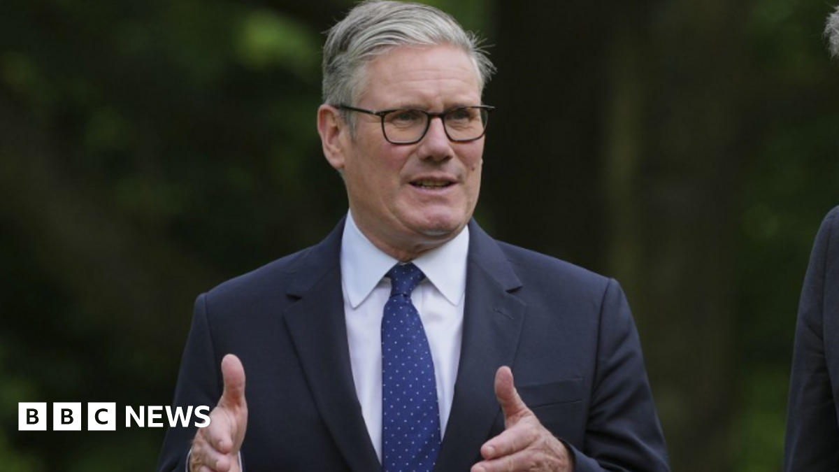 Sir Keir Starmer in a dark suit