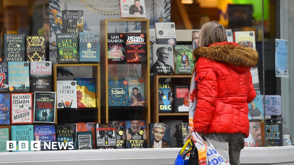 bbc.co.uk - Jasmine Ketibuah-Foley - Are hardback books things of 'great beauty' or a dying art?