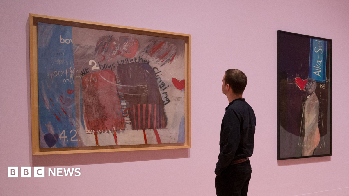 David Hockney celebrated gay life - even when homosexuality was illegal in the UK
