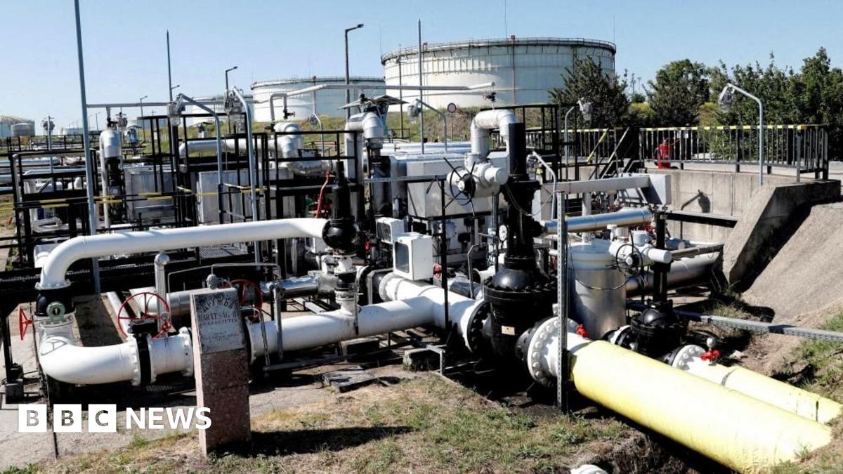 EU decides on key €90bn Ukraine loan after pipeline deadlock ends