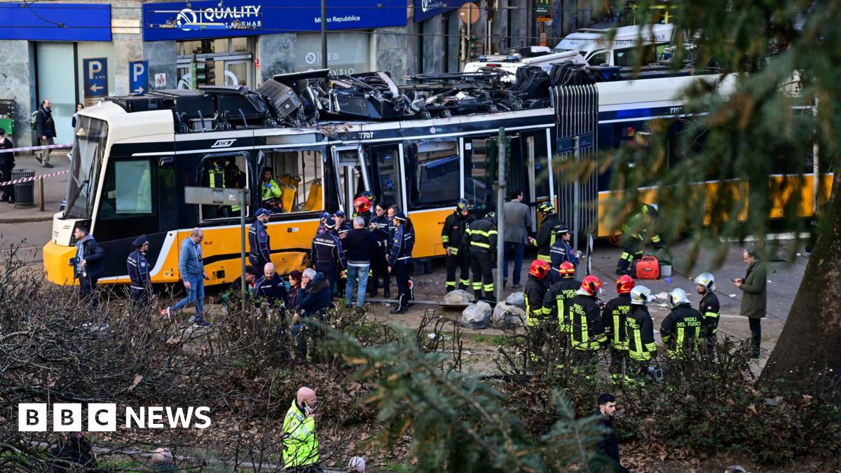 Tram derails in Milan, leaving two dead and dozens injured