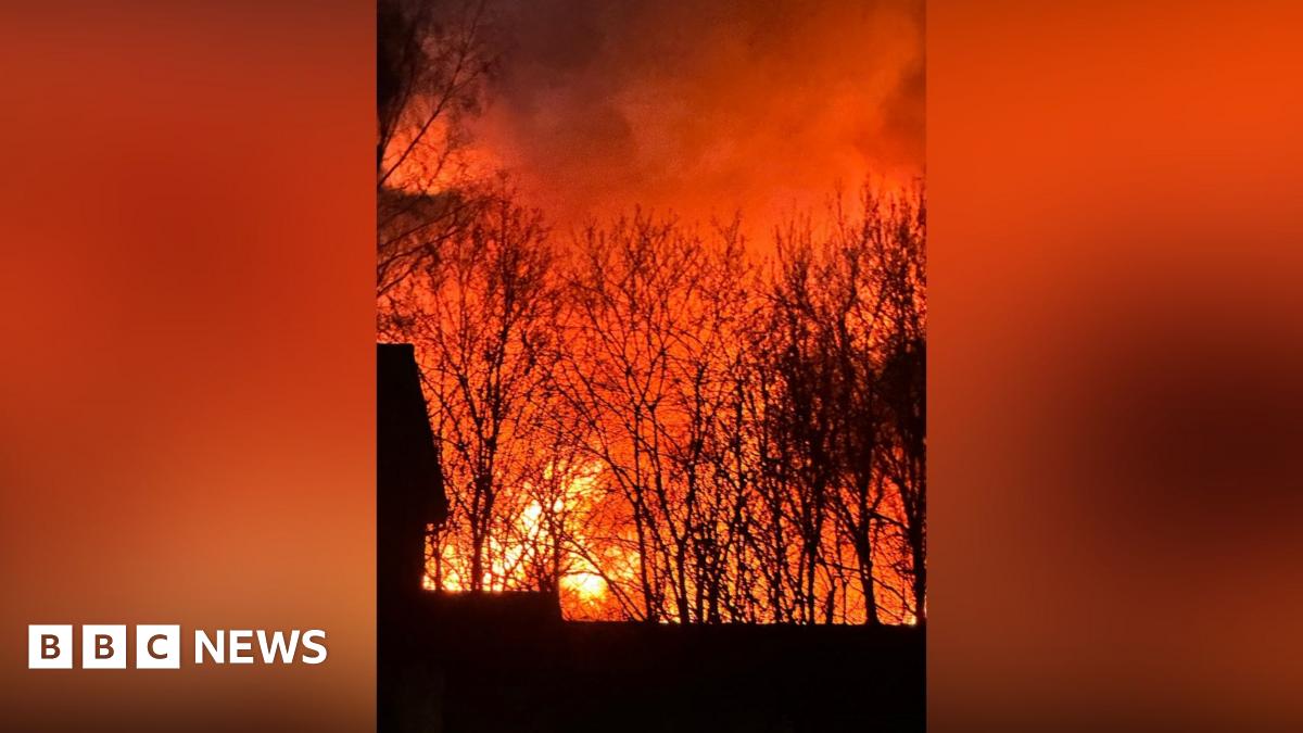 bbc.co.uk - Paul Burnell - Huge fire rips through industrial estate