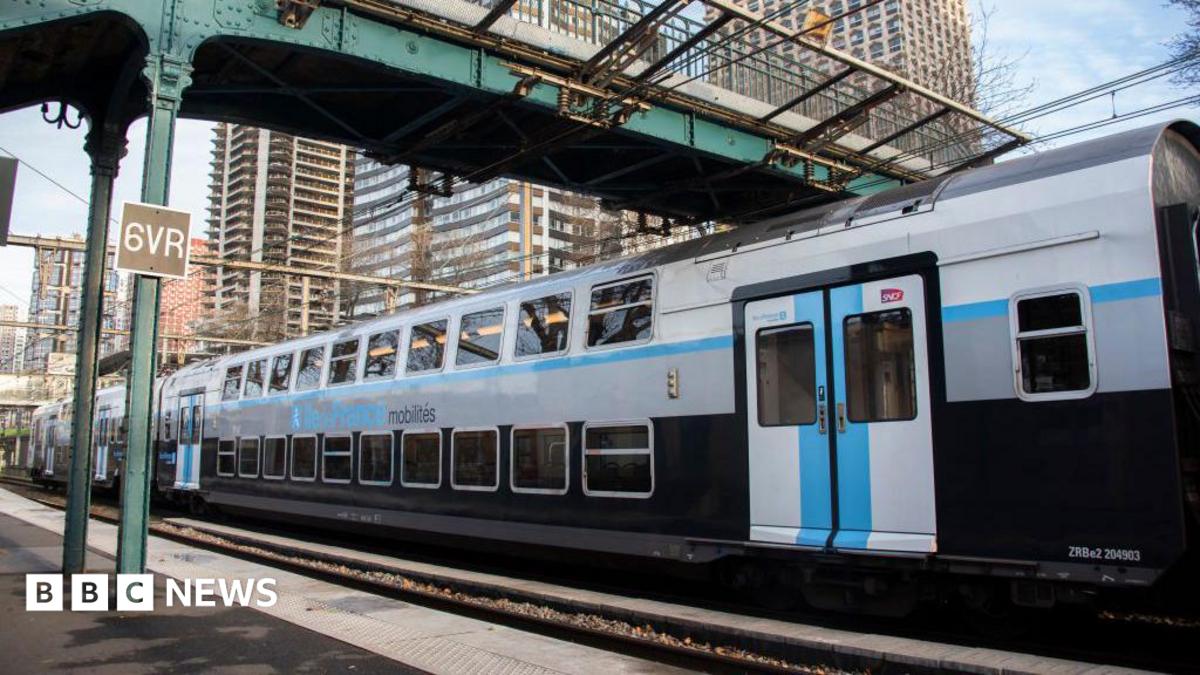 パリの電車内で強姦未遂の動画が拡散、男逮捕