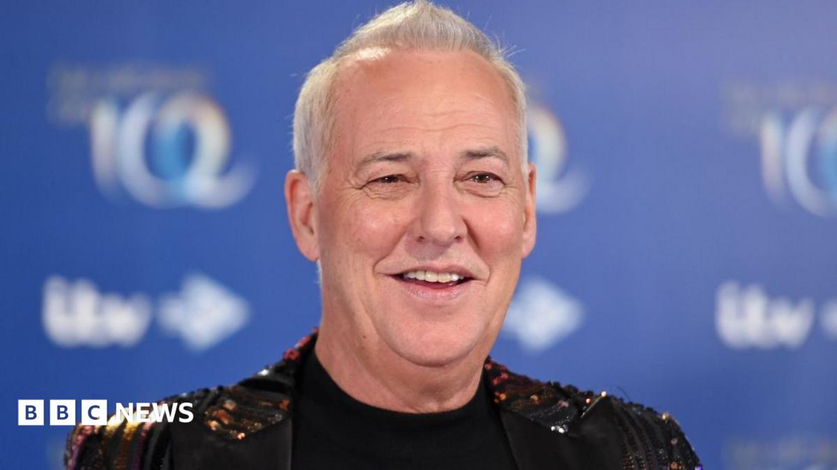 Michael Barrymore TikTok videos prompt concern over filming on smart glasses