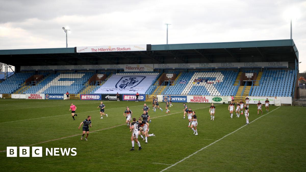 bbc.co.uk - David Spereall - Featherstone Rovers fans raise cash to help revive club