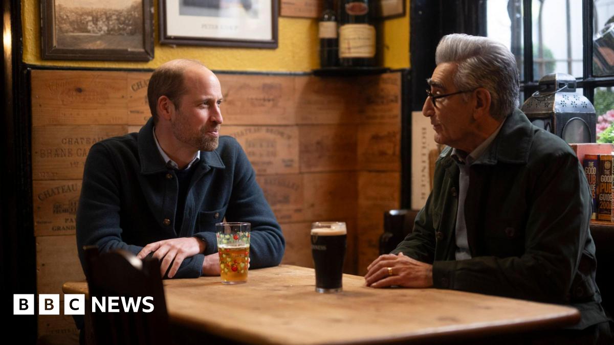 Prince William Shares Pint with Eugene Levy at Windsor Castle