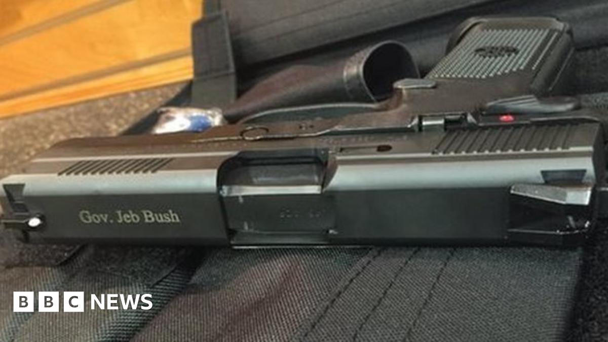 Jeb Bushs gun tweet backfires - BBC News