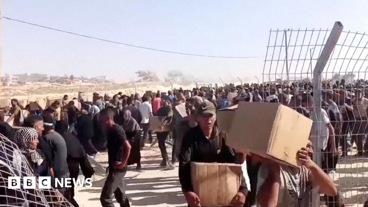 Gaza: Crowds storm US-backed group’s new aid distribution centre   www.bbc.co.uk