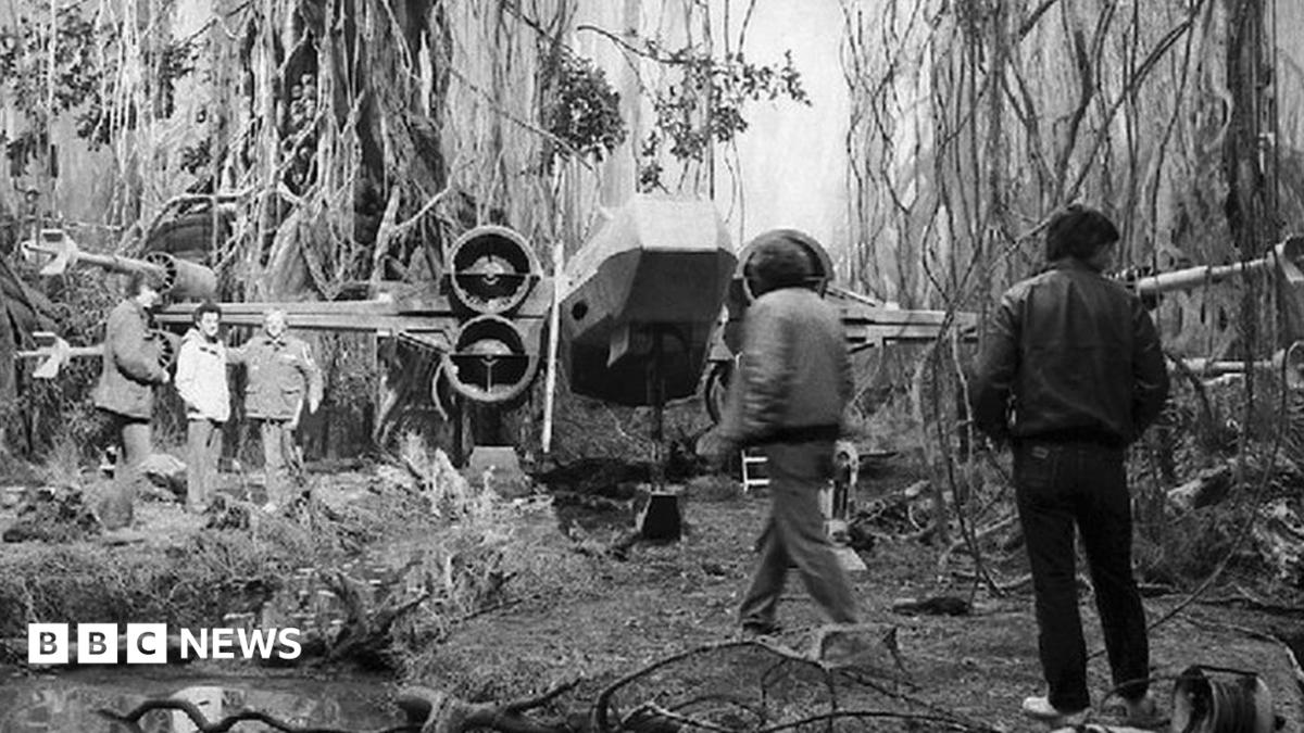 star-wars-the-man-who-designed-the-films-look-bbc-news