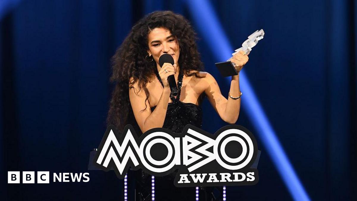 Mobo Awards: Olivia Dean's streak continues as she wins big