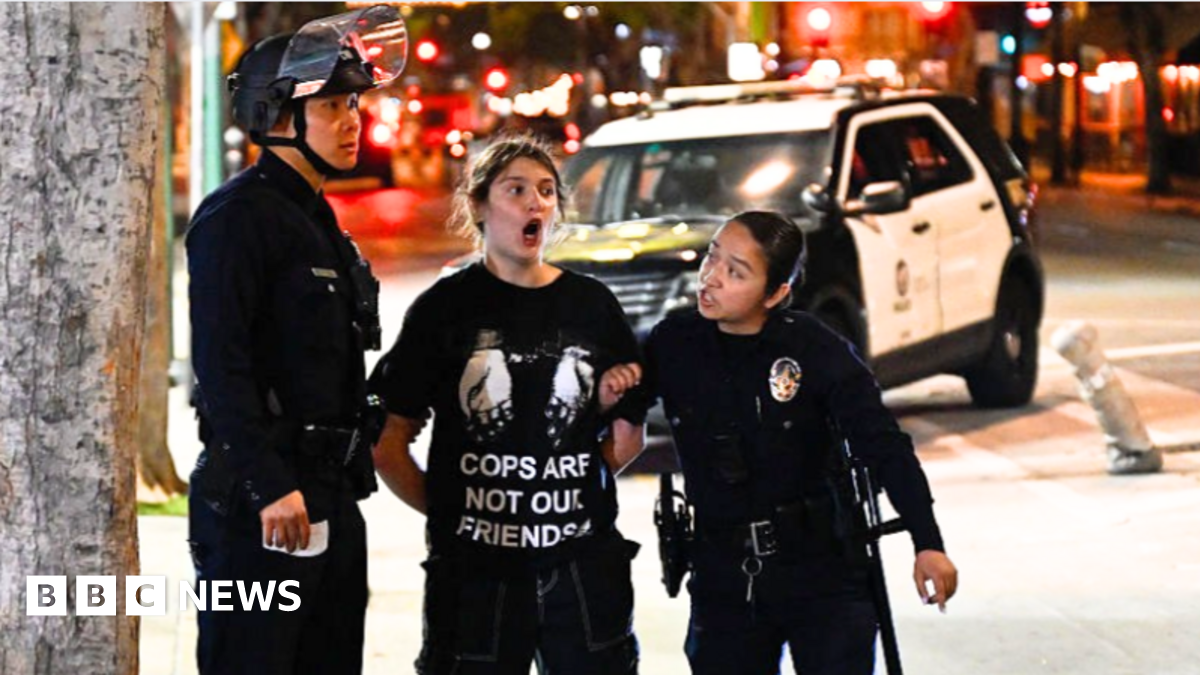 Mass arrests in LA as police enforce night-time curfew