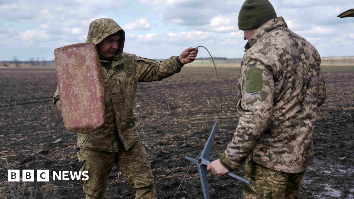 
                            Musk cuts Starlink access for Russian forces, giving Ukraine an edge at the front