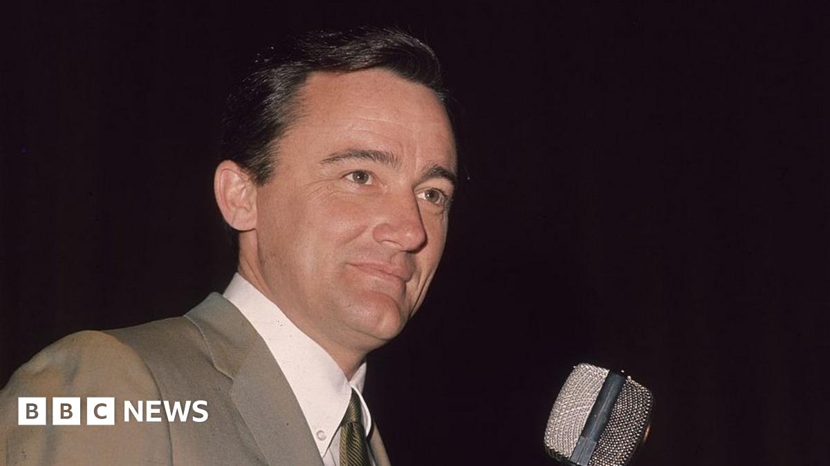 Robert Vaughn, Man from UNCLE actor, dies aged 83