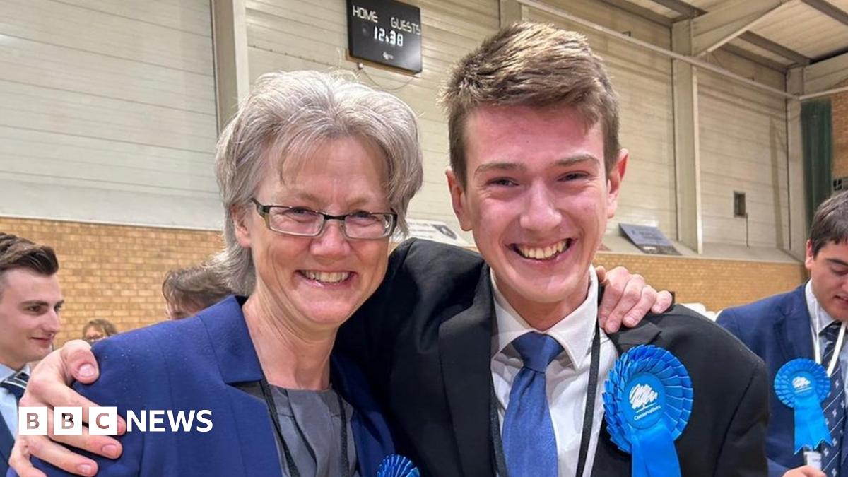 Local elections 2023: Tories hold East Cambs as 18-year-old wins seat - BBC News