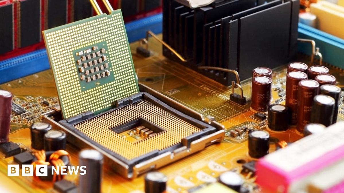 Intel, ARM and AMD chip scare: What you need to know - BBC News