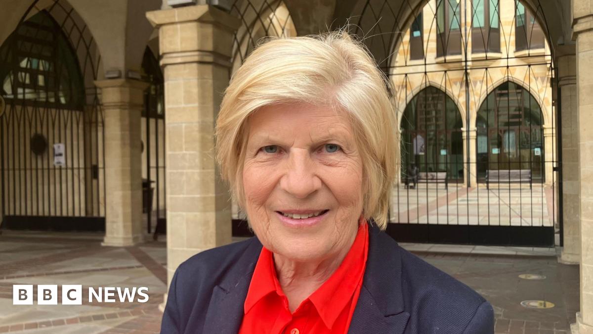 bbc.co.uk - Matt Precey - Public 'left in dark' over failing Northampton hospital