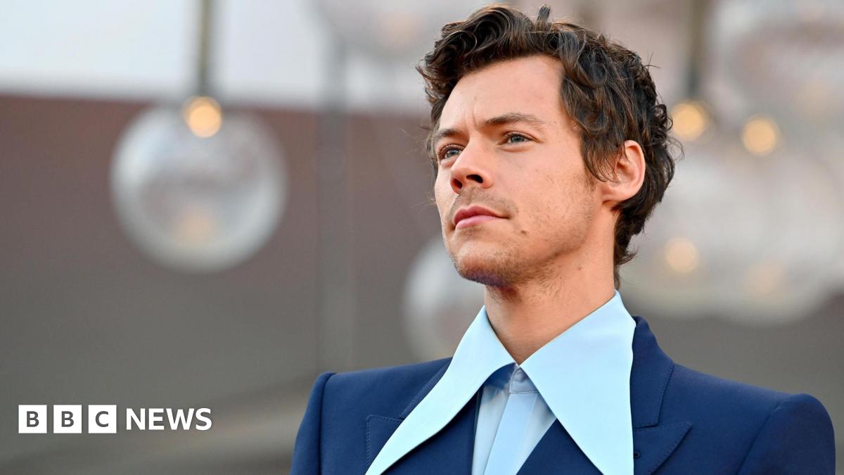 
                            Harry Styles announces fourth album Kiss All The Time. Disco, Occasionally.
