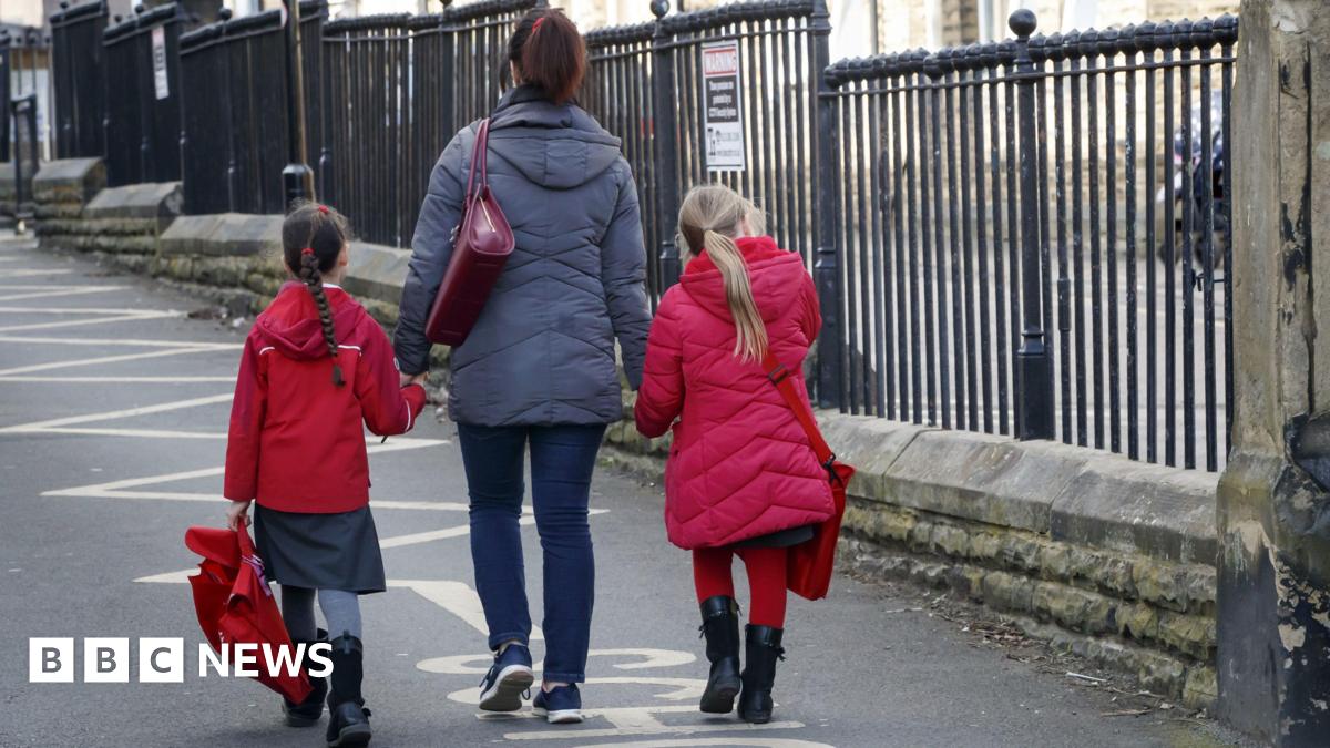 Hartlepool Council to join expanded fostering hub