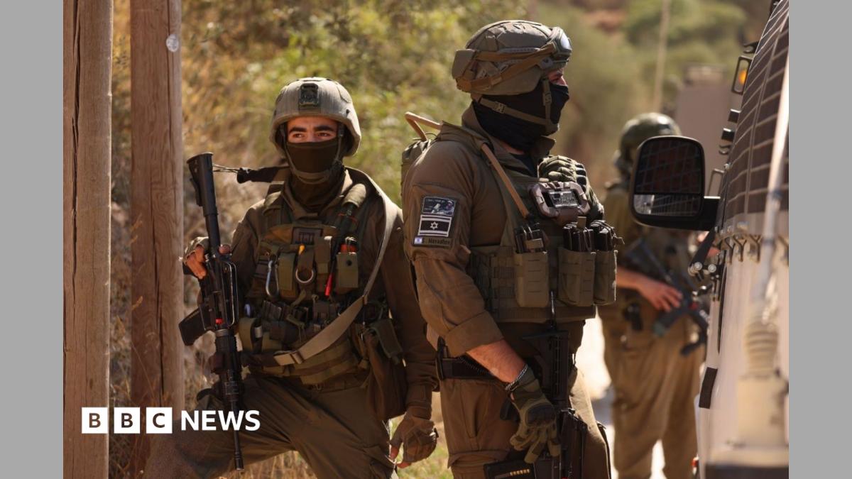 Palestinians told to leave homes in village where Israeli settlers besieged houses