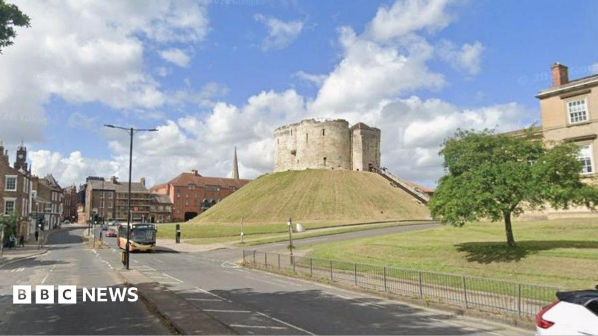 Girl, 3, suffers serious head injuries in crash near Clifford's Tower