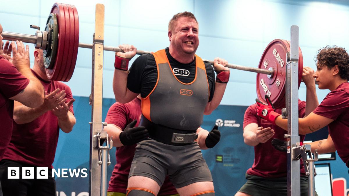 Gloucester man to represent England in powerlifting championship