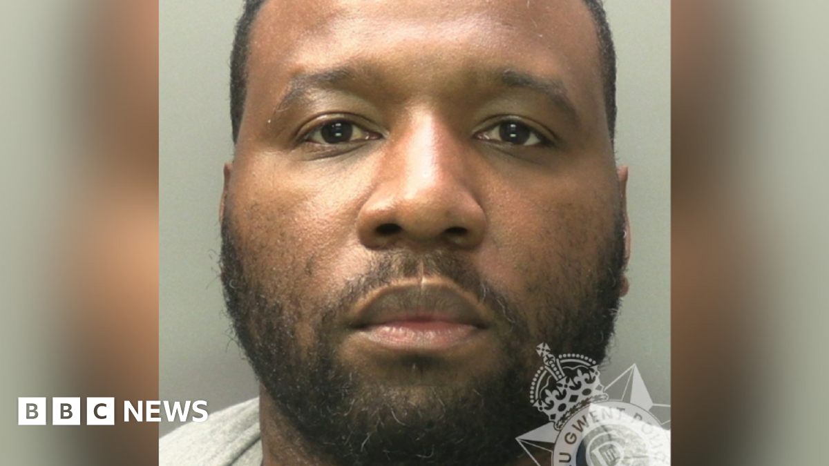 
                            Man sentenced for assault and firearm offences after M4 car chase