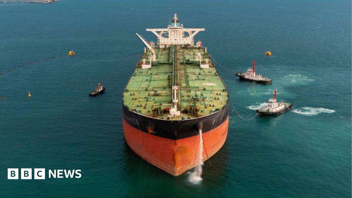 Threat to oil tankers in Middle East worst since start of Iran war, analysts say