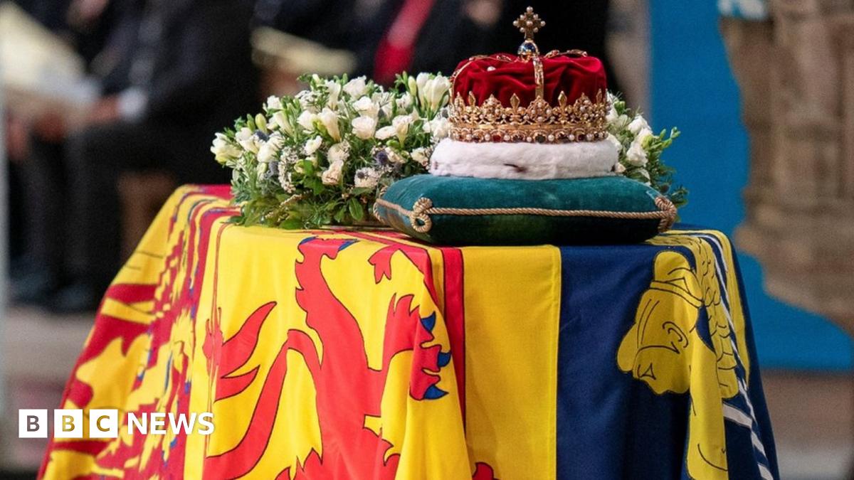 What to know if you want to view Queens coffin in Edinburgh - BBC News What to know if you want to view Queens coffin in Edinburgh