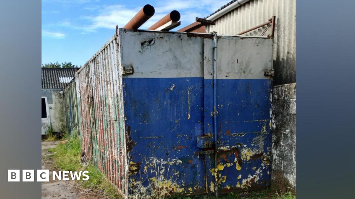 'Risk of fatalities' posed by Shurdington firework company