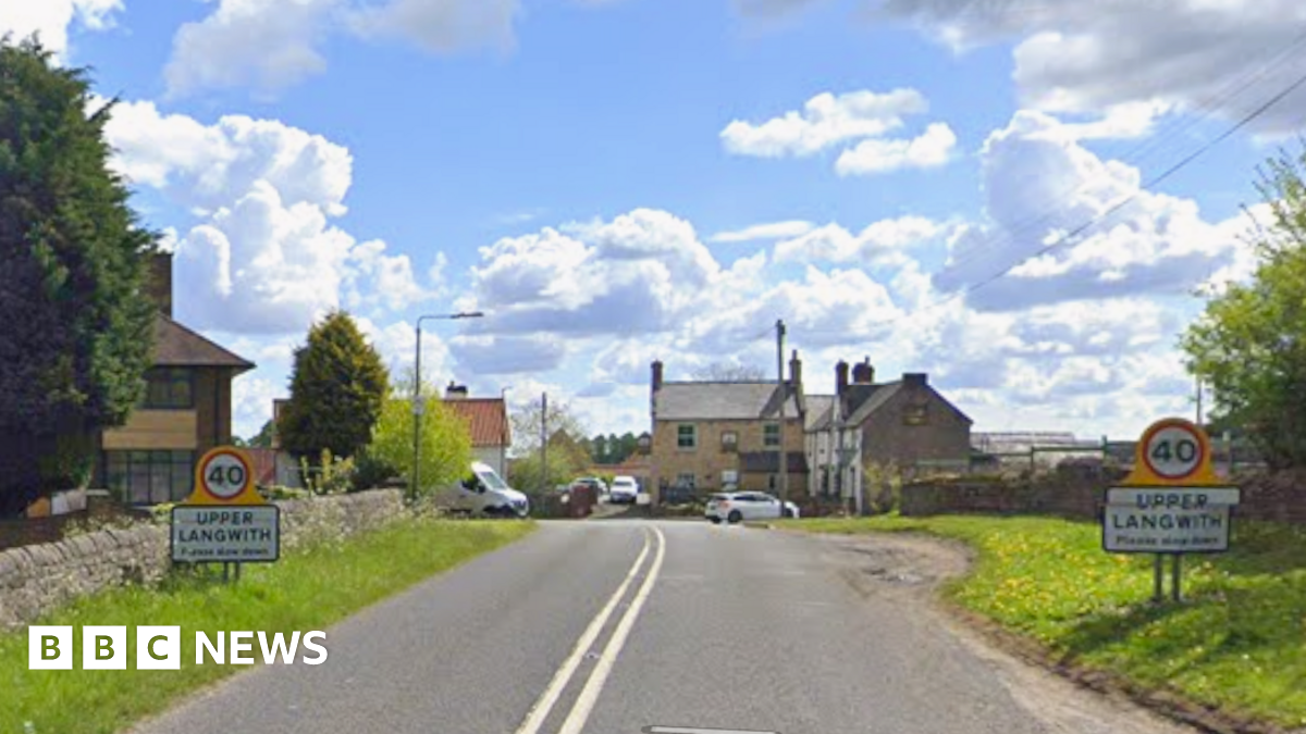 RSPCA appeal over cats found dead in ditch in Derbyshire