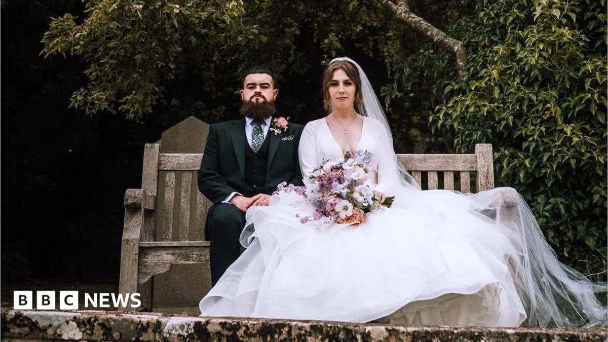 Man who rates benches on Instagram finally finds his 10/10