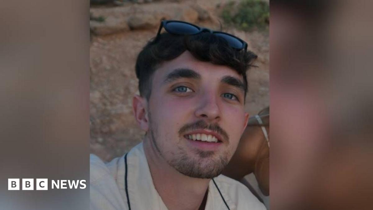 Man gets third-degree burns from hot sand after using disposable beach BBQ