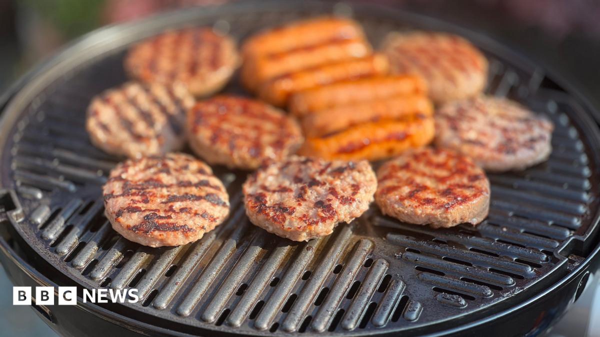 Barbecues banned at Peterborough's Nene Park over wildfire fears