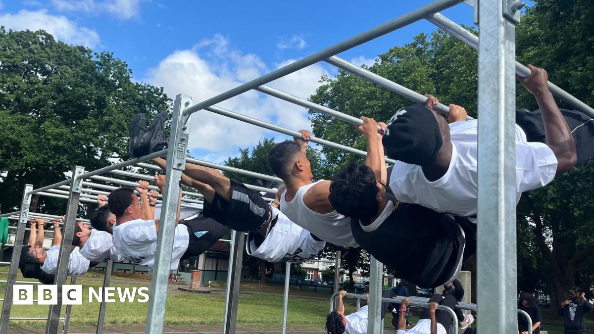 Seized knives transformed into Pymmes Park gym equipment