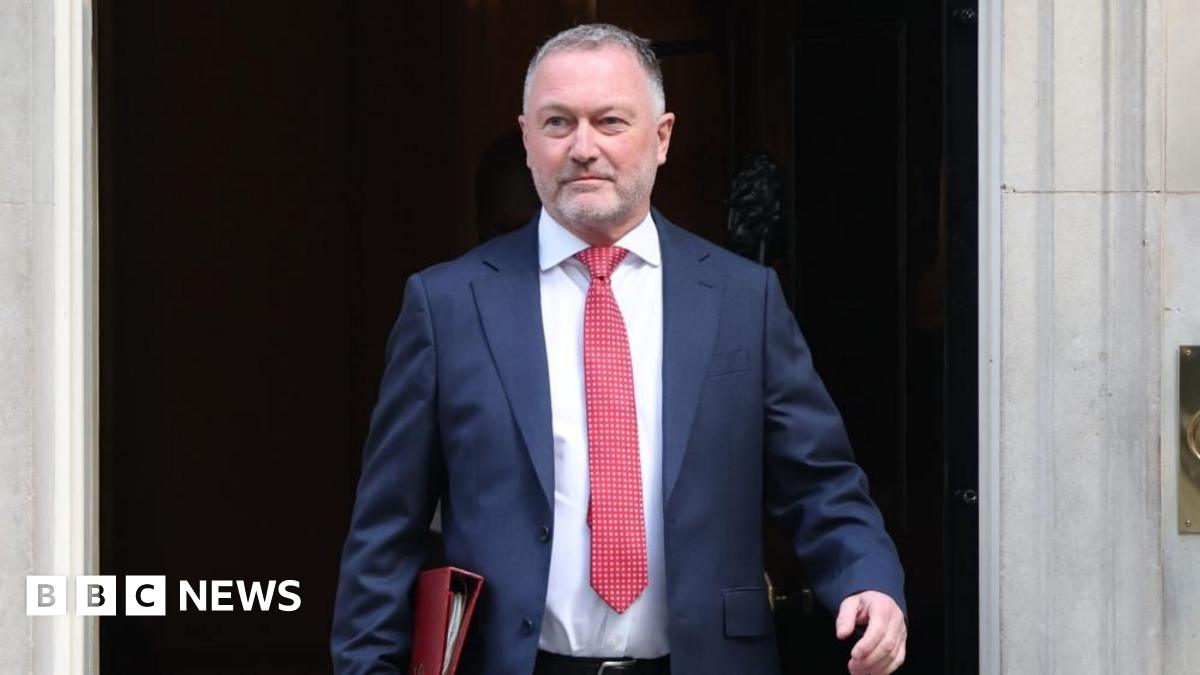 Housing Secretary Steve Reed faces Laura Kuenssberg questions