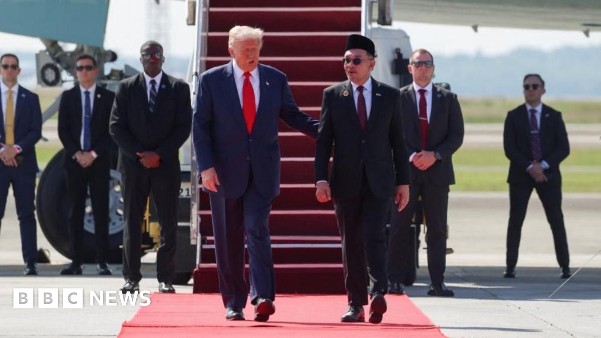 Trump arrives in Malaysia to witness signing of Thailand-Cambodia 'peace deal' - live updates thumbnail