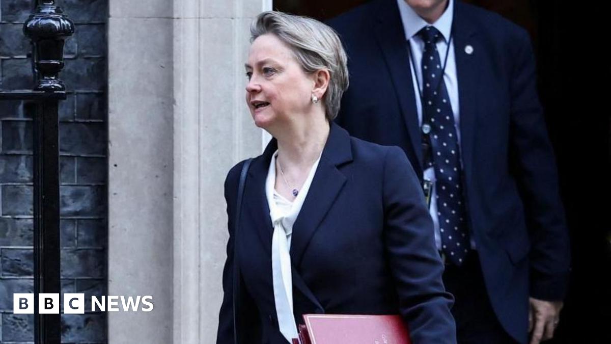 Sunday with Laura Kuenssberg: Yvette Cooper on show after Trump criticises UK response to Iran conflict
