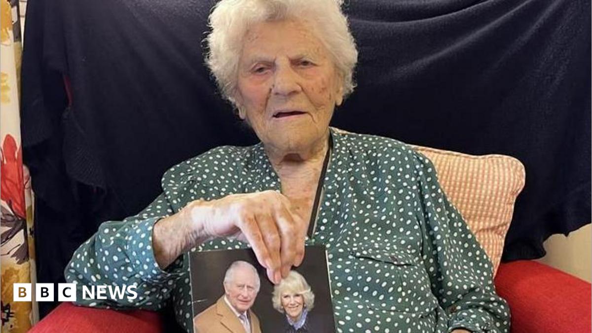 World's oldest person celebrates turning 117