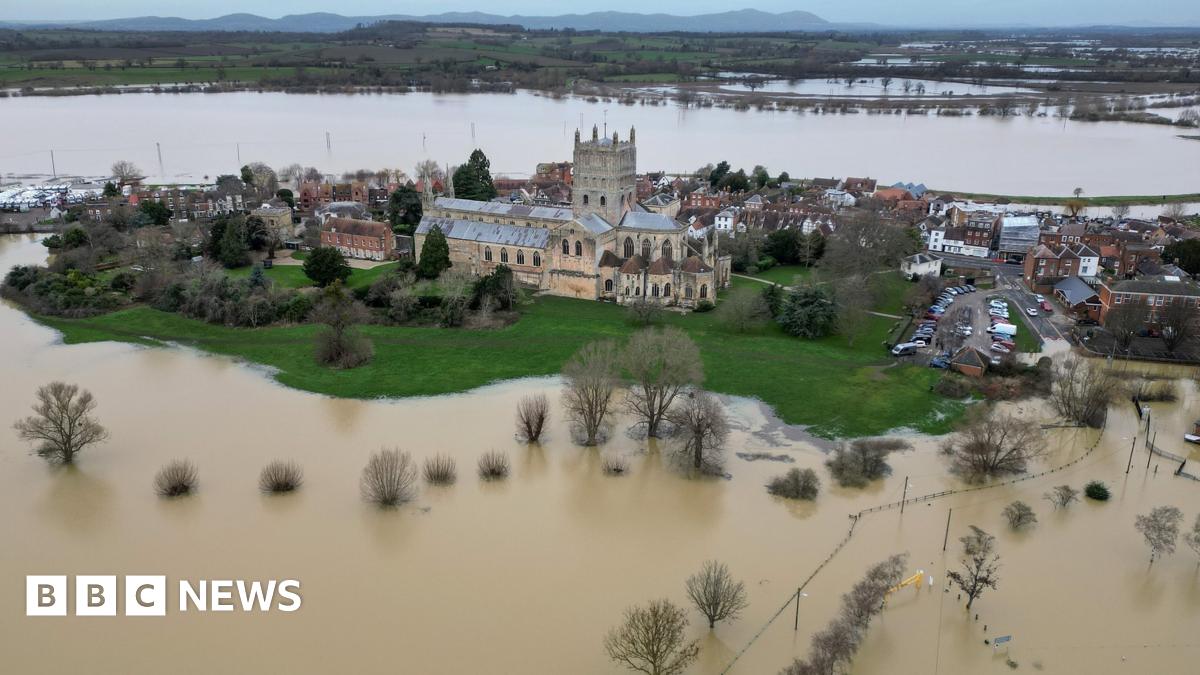 Gloucester flooding Residents evacuated as water continues to rise