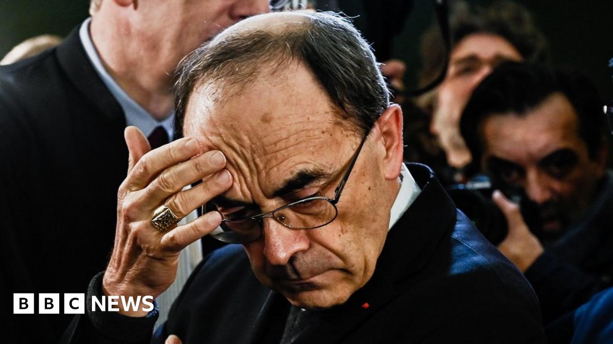 Cardinal Barbarin: France's top cleric cleared of abuse cover-up - BBC News
