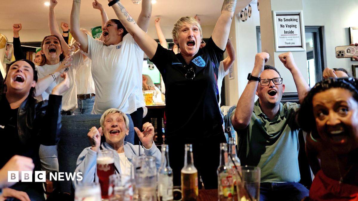 Pubs allowed to stay open until 5am for England Mexico match