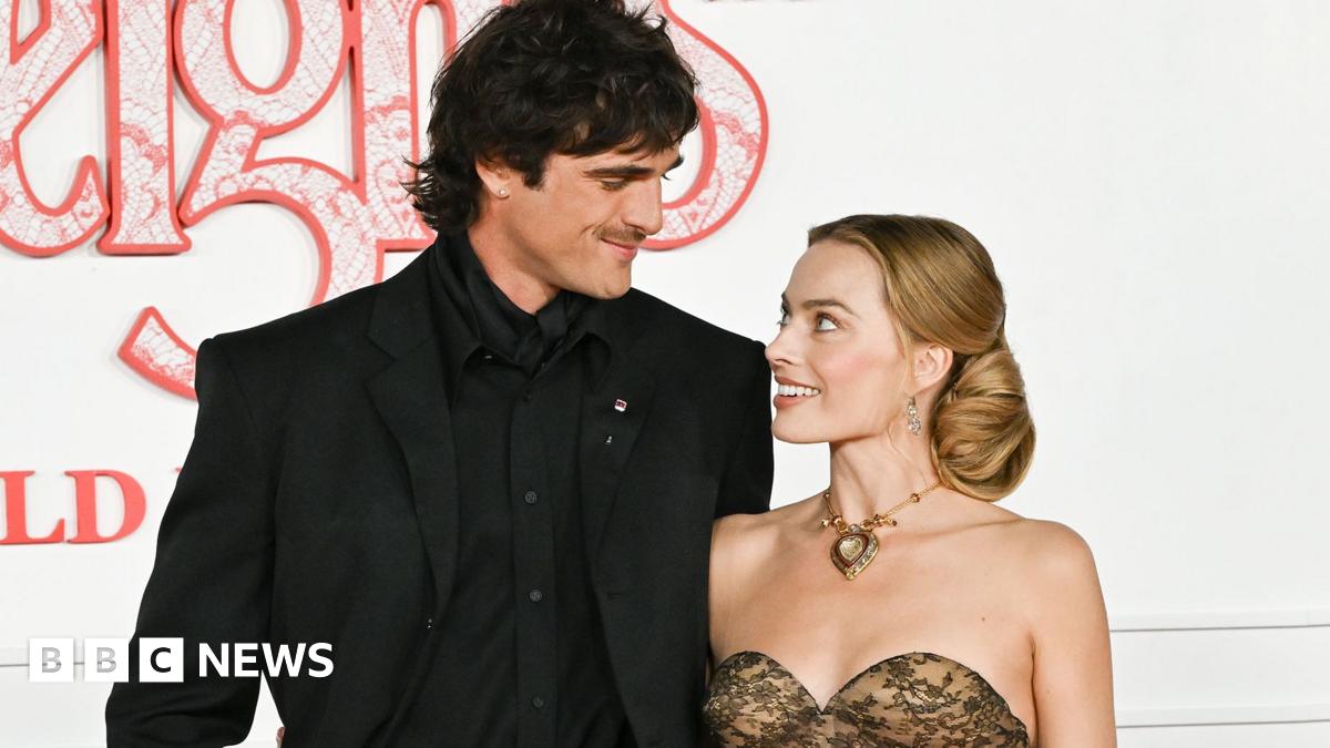 
                            Wuthering Heights: Why Margot Robbie and Jacob Elordi's 'mutual obsession' is giving some fans the ick