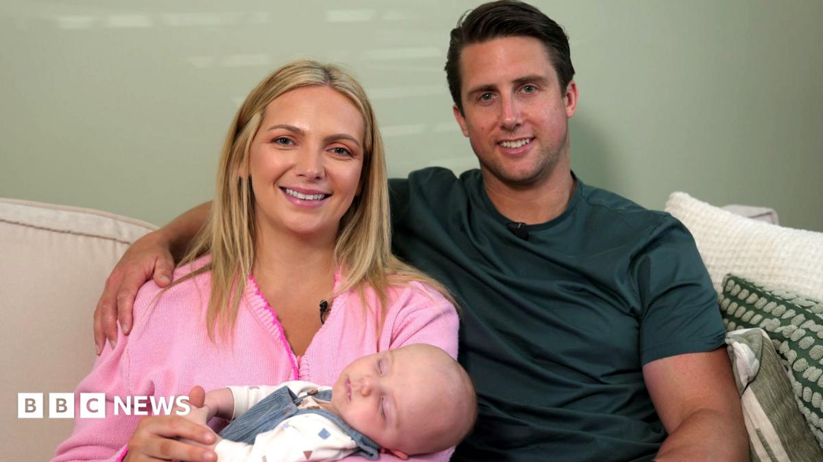 Woman has pioneering womb surgery to fix 'miracle' baby with intestines outside its body