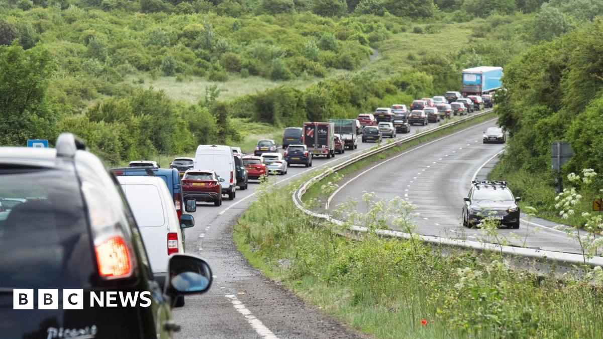 Pedestrian dies after being hit by car on A27 at Hove