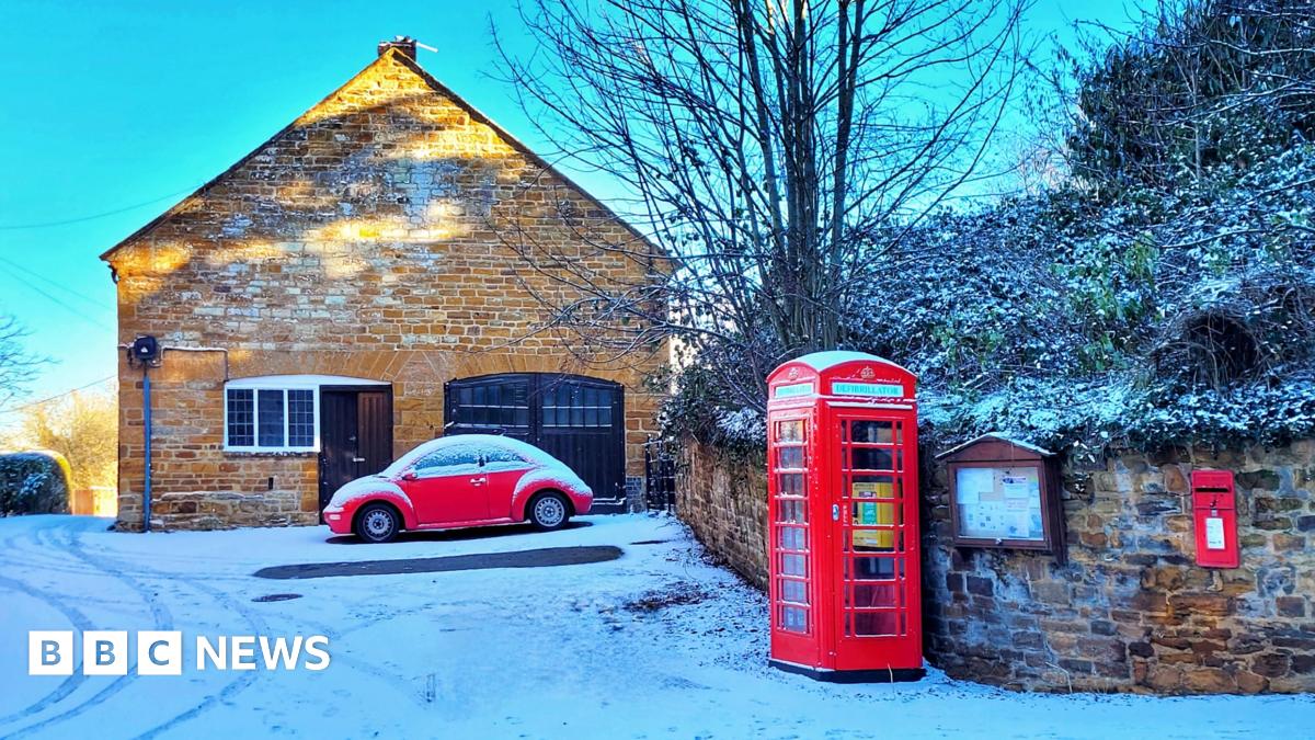 Amber warning of heavy snow for parts of Northamptonshire