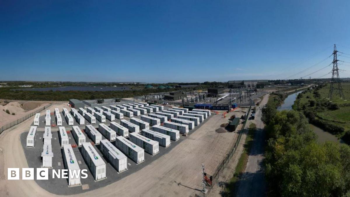 BESS: Richborough Energy Park units given retrospective approval - BBC News